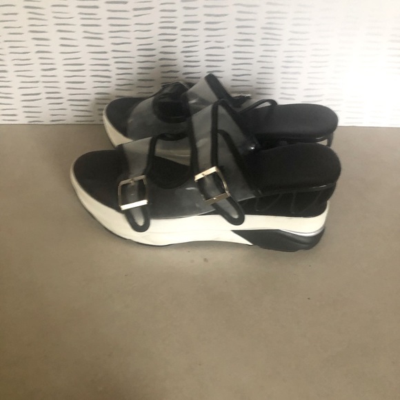 Shoes - Woman sandals